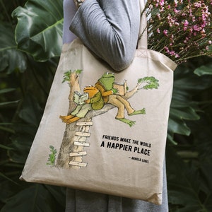 Romantic Cottagecore Canvas Tote Bag, Aesthetic Canvas Tote Ideal for Book Lovers, Frog and Toad Fans and Gift for Best Friends