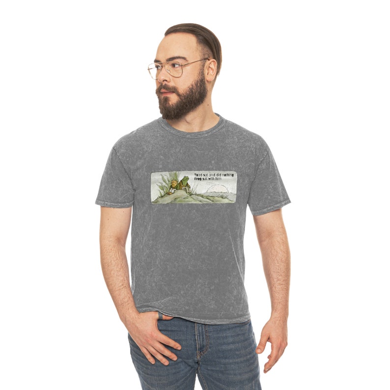 Frog and Toad Mineral Wash T-Shirt, Vintage Book Tee image 3