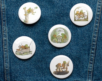 Set of Frog and Toad pin buttons, Frog and Toad Gift, Teacher Gift, Gift for Friend, Book Lover Gift, Best Friend Gift, Student Gift