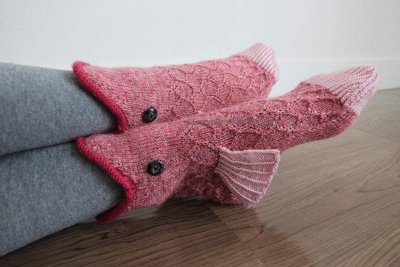 PDF Knitting Pattern Catch of the Day Fish Socks Pattern Digital Download Cuff Down Socks Animal Socks ENGLISH ONLY image 3