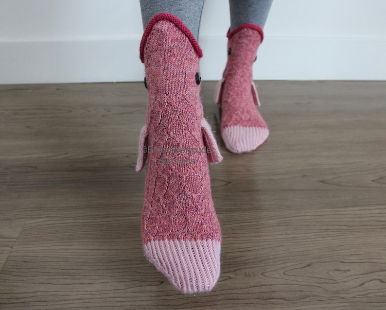 PDF Knitting Pattern Catch of the Day Fish Socks Pattern Digital Download Cuff Down Socks Animal Socks ENGLISH ONLY image 6