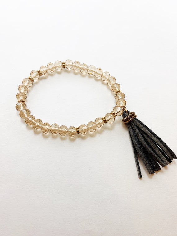 METAL BEAD BRACELET W/TASSEL GREEN METAL BEAD BRACELET W/TASSEL GREEN
