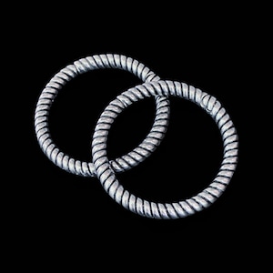 2g Sailor Knot Ear Hanger hoop with magnetic clicker closure pair for stretched ears