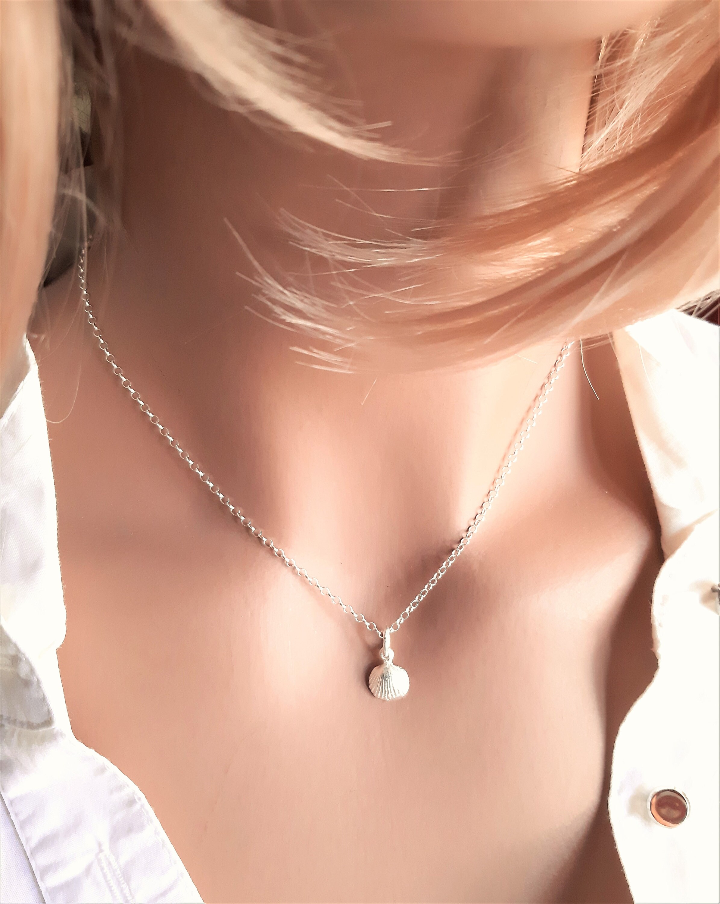 Seashell necklace Silver SeaShell charm Shell jewelry Dainty Etsy