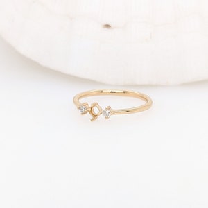Minimalist Ring Semi Mount w Natural Diamond Accents in 14K Solid Gold | Round 3mm  | Elegant | Daily Wear | 3 Stone Ring | Customizable