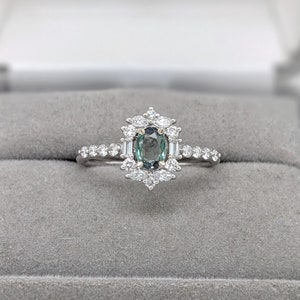 Beautiful Alexandrite Ring w Natural Earth Mined Diamonds in Solid 14k White Gold | Oval 5.5x4mm | Color Changing | June Birthstone