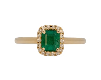 Colombian Emerald Ring with Earth-Mined Diamond Accents in Solid 14K Gold – 6x5mm Green Emerald Fine Jewelry Classic Design