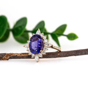 Royal Elegance - 3.7cts Tanzanite and Natural Diamonds 14k Gold Ring