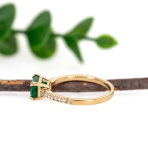 2.2cts Colombian Emerald Ring W Pave Diamond Shank in 14k Solid Gold | Em 7x5mm