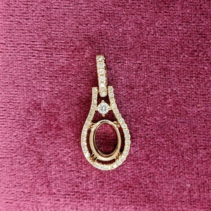 Delicate Necklace Pendant Setting in 14K Gold with Diamond Halo | Oval Shape Semi Mount | Push Present | Custom Jewelry