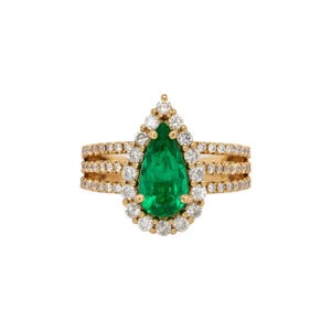 Gia Certified Colombian Emerald and Natural Diamond Ring in Solid 18K Gold