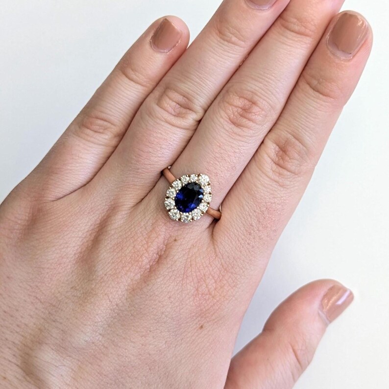 1.75ct Ceylon Sapphire Ring With Natural Diamond Halo in 14k Solid Gold | Ov 8x6