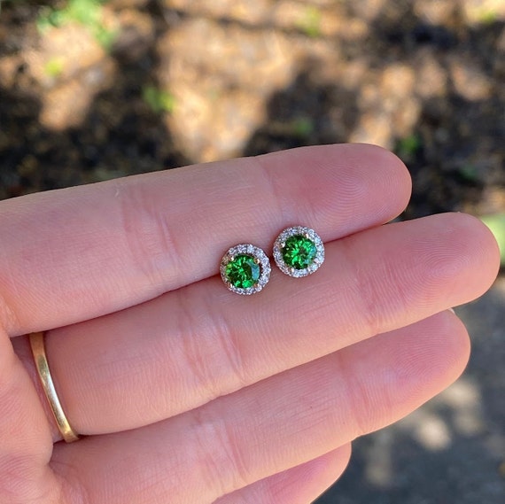 Vibrant Green Tsavorite Garnet Earrings in Solid 14K White Gold W Diamond  Halo Round 5mm January Birthstone Gemstone Stud Push Back - Etsy