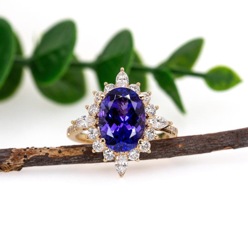 Royal Elegance - 3.7cts Tanzanite and Natural Diamonds 14k Gold Ring