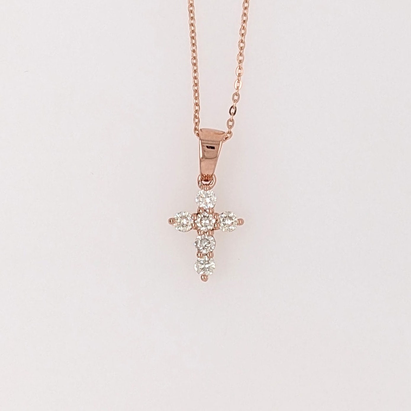 14K ホワイト、イエロー、ローズ ゴールドの天然ダイヤモンド 14K ホワイト、イエロー、ローズ ゴールドの天然ダイヤモンド