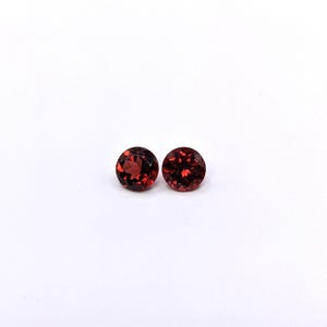 Natural Round Brilliant Cut Red Garnet – Calibrated Loose Faceted Gemstone