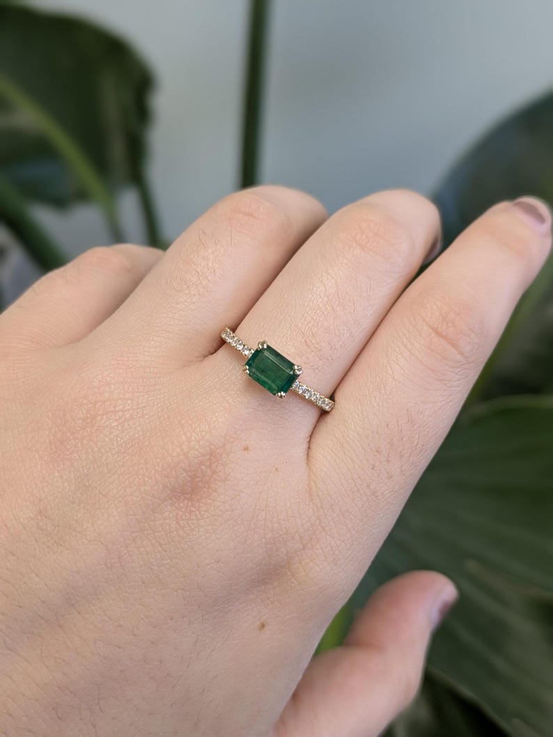 2.2cts Colombian Emerald Ring W Pave Diamond Shank in 14k Solid Gold | Em 7x5mm