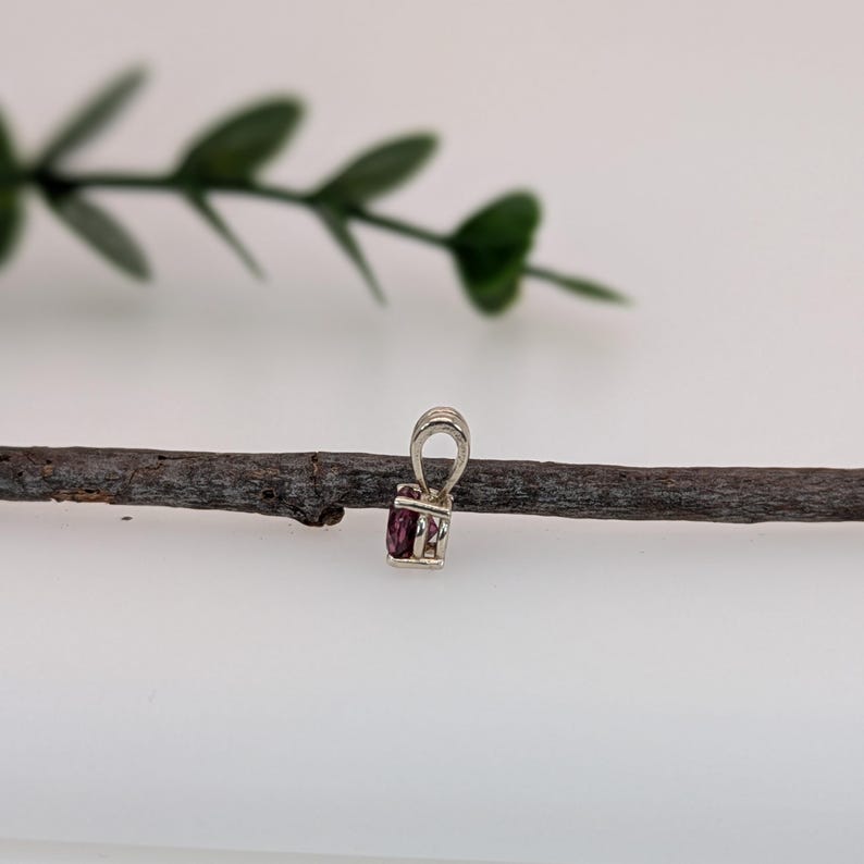 Solitaire Rhodolite Pendant W Rabbit Bail in Solid 14k White Gold | Rd 5mm