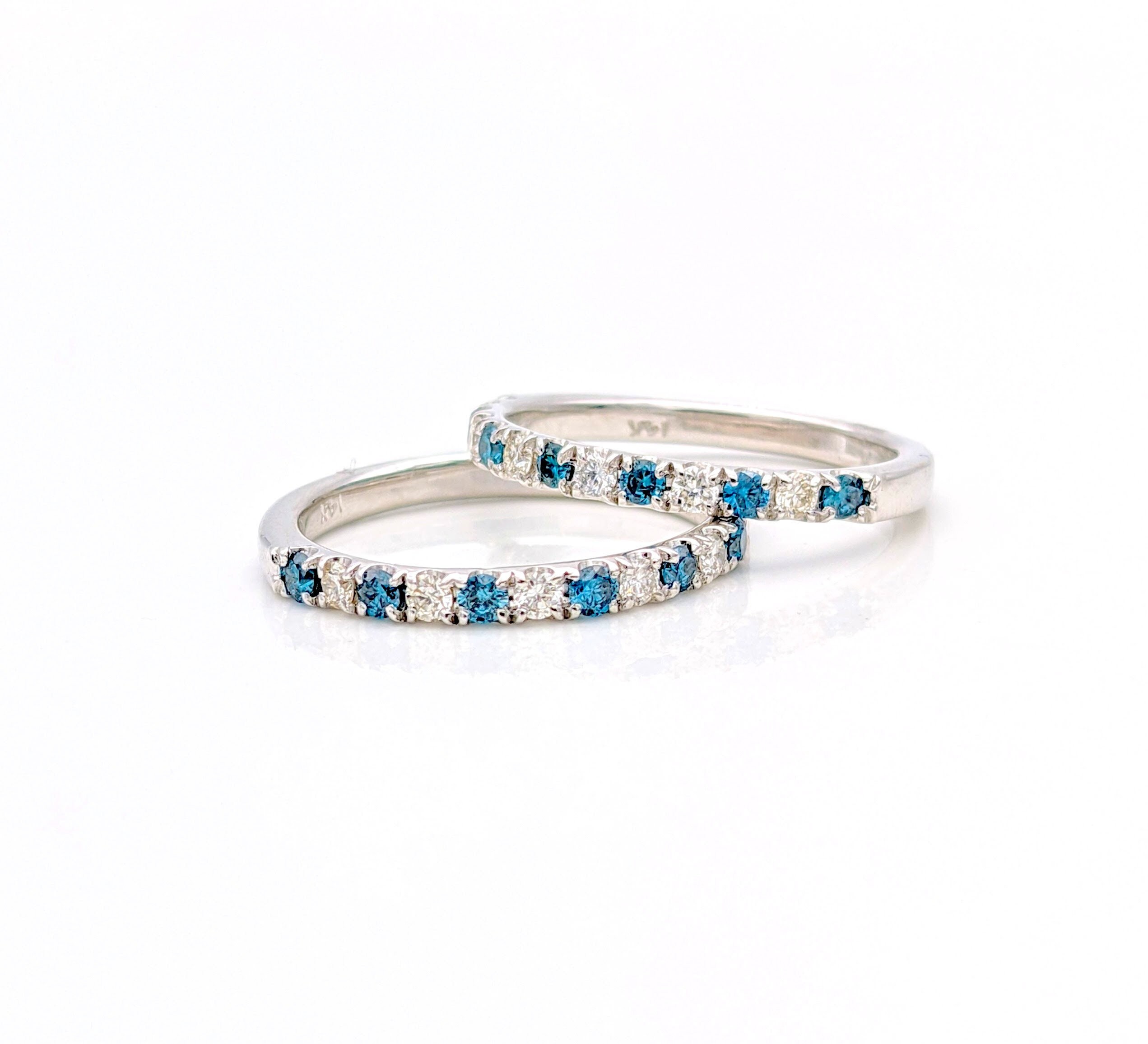 Blue diamond band ring deals