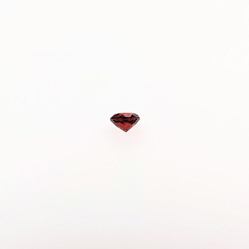 Natural Round Brilliant Cut Red Garnet – Calibrated Loose Faceted Gemstone