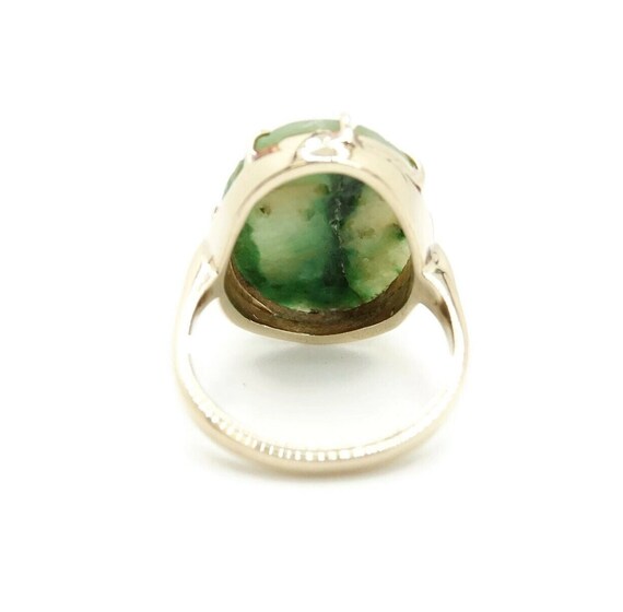 Vintage 14k Yellow Gold Carved Jade Ring - image 4