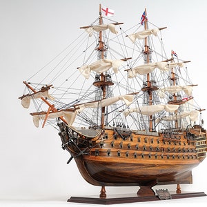 HMS Victory Mid Size EE