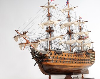 HMS Victory Mid Size EE