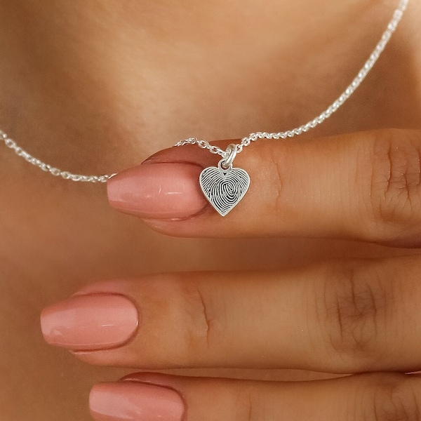 Personalized Heart Fingerprint Necklace,Personalized Pendant,Sympathy Gift,Memorial Gifts for Mom