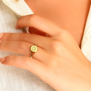 Gold Signet Ring,Initial Signet Ring,Letter Ring,Monogram Signet Ring,Statement Ring,Custom Initial Ring,Bridesmaid Gifts,LVK19