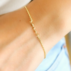 14K Gold Namensarmband, Personalisiertes Namensarmband, Zierliches Armband, Personalisierter Namensschmuck, Geschenk für Mama, LVK04 Bild 3