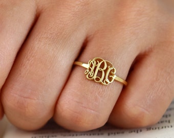 Personalized Initial Ring,Dainty Monogram Ring,Custom Letter Ring,Gold Name Ring,Personalized Jewelry,LVK46