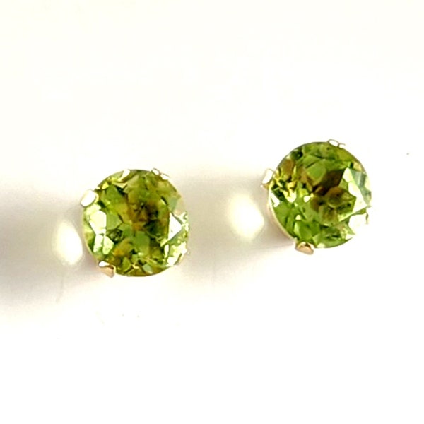 Vintage 14K Gold Peridot Citrine Gemstone Stud Earrings - 1/2 Carat Round Studs - Estate Jewelry