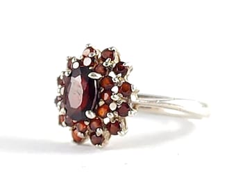 Vintage Sterling Silver Multi Garnet Cluster Gemstones Ring  - Size 7