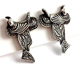 Vintage Sterling Silver Saddle Earrings - 3D Vintage Screw On Earrings