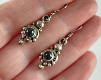 Vintage Sterling Silver Black Onyx Southwest Wire Dangle Earrings