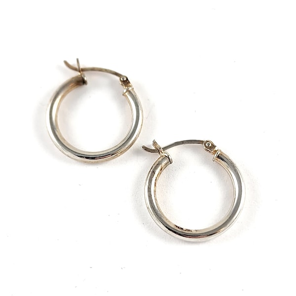 Vintage Sterling Silver 7/8" Hoop Earrings - JCM Jewelry