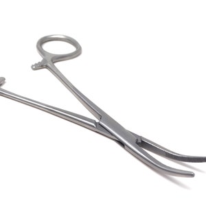 Stainless Steel Pliers 6.25&quot; Curved Half Serrated Kelly Hemostat Forceps
