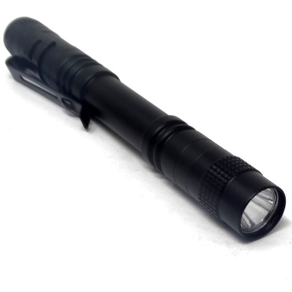 Taschenlampe Tactical Military Style Flash Light LED, Camping Geschenk, Outdoor-Abenteuer, Wandern