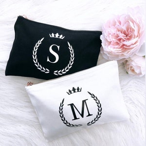 Personalized Luxe Monogram Makeup Bag // Monochrome Script CUSTOM NAME with wreath & crown// Best Friend Gift, Bridesmaid Gift, housewarming