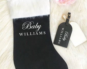 Meia de Natal luxuosa personalizada | Meia de Papai Noel personalizada | Preto de luxo monocromático com meias brancas com nome personalizado e decoração de Natal