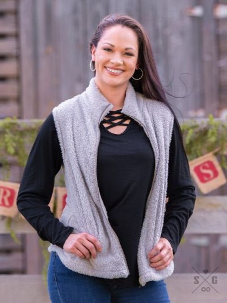 Full Zip with Pockets Grace /& Emma by Southern Grace The Aspen Wubby Vest