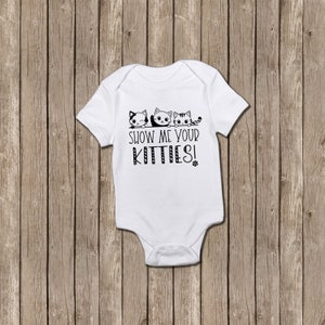 Show Me Your Kitties Cat Lover Bodysuit voor Baby Girl of Baby Boy, Kitten Surprise Zwangerschap Aankondiging of Gender Reveal, Cake Smash