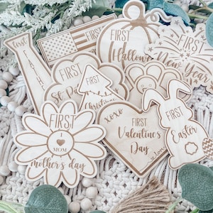 Wooden Baby&#39;s First Holiday Cutouts: Newborn Photo Props