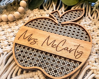 Personalized Teacher Rattan Apple Desk Plaque | Personalized Teacher Door Hanger | Boho Teacher Decor | New Teacher Gift | Wooden Teacher