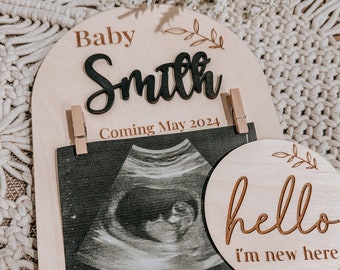 Personalized Pregnancy Announcement Frame Stand |  3D Ultrasound Frame | Baby Shower Gift | Wooden Due Date Plaque | Social Media Photo Prop