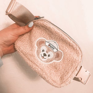 Duffy on Sherpa Fanny Pack