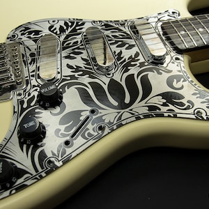 Fender Stratocaster Pickguard Silver Anodized Aluminum SSS 11 Holes Silver-Black Floral Leaves Strat Scratch Plate Metal