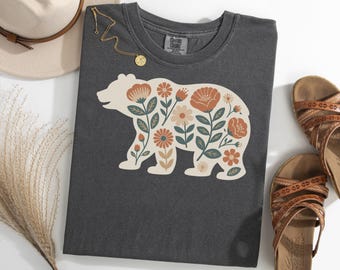 Bear Floral Shirt, Retro Wildlife Lover TShirt, Botanical Bear Tee, Vintage Bear Silhouette T-Shirt, Nature Explorer Gift Tee