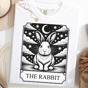 Kaninchen Tarot Shirt, Himmlisches Häschen T-Shirt, Mystisches Kaninchen Grafik T-Shirt, Vintage Mond Kaninchen Hemd, Okkultes Häschen T-Shirt