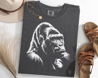 Gorilla Shirt, Strong Ape T-Shirt, Primate Lover Tee, Gorilla Graphic Shirt, Wildlife Animal Top, Gift for Zoo and Nature Lovers